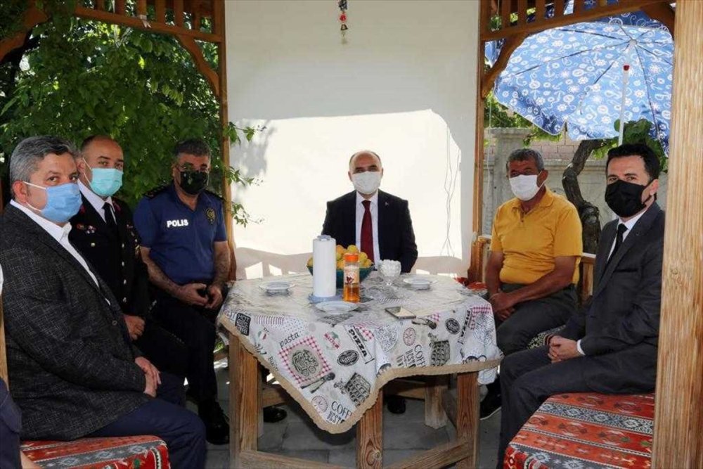 Kayseri Valisi Günaydın, 15 Temmuz Şehitlerinin Ailelerini Ziyaret Etti