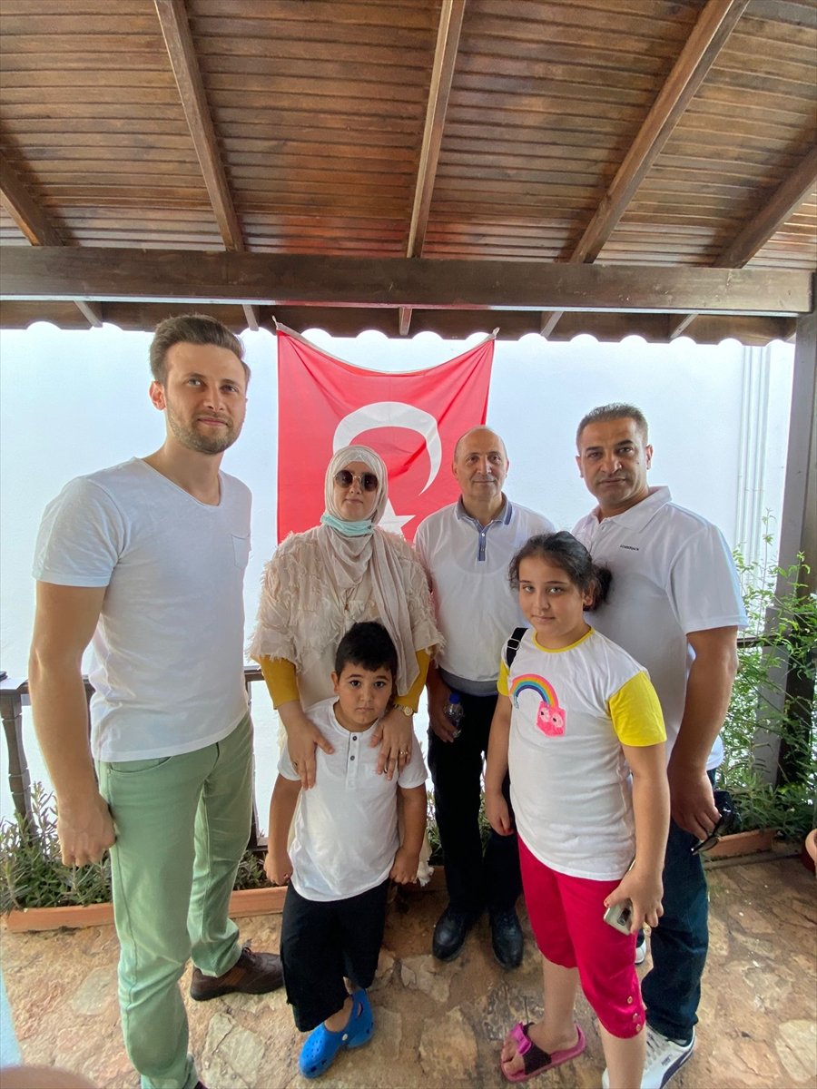 Antalya'da "15 Temmuz Demokrasi Ve Milli Birlik Günü" Dolayısıyla Gaziler O Geceyi Anlattı