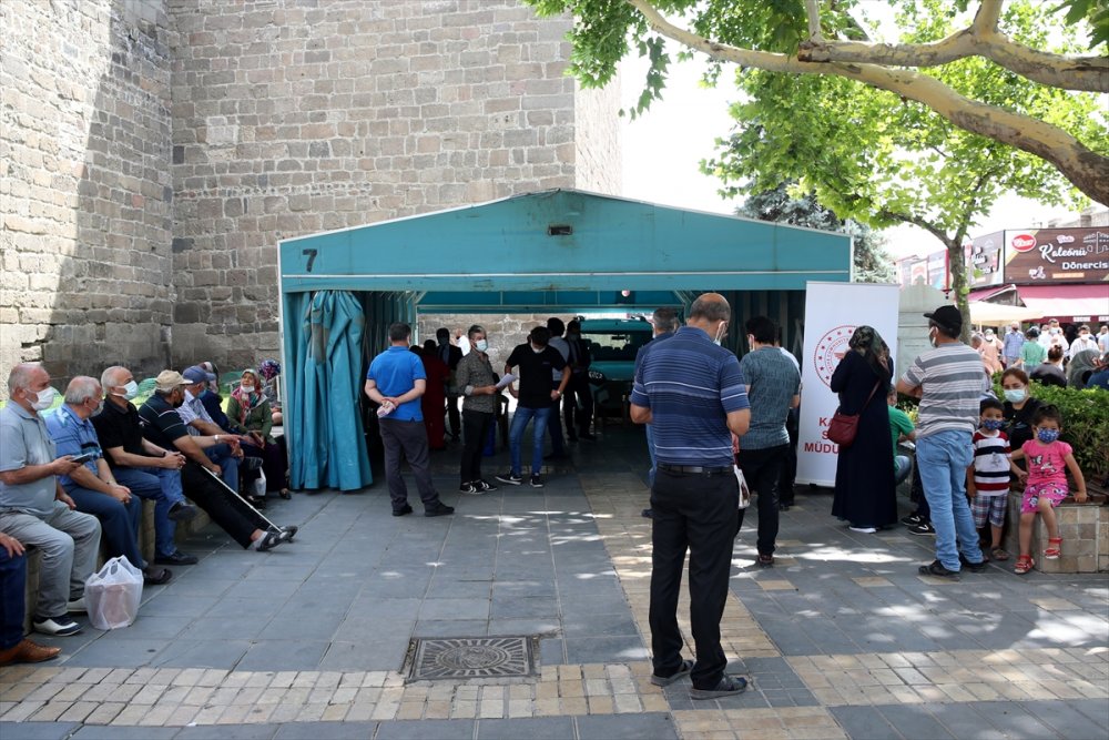 Kayseri'deki Kovid-19 Aşılama Çalışmalarında 1 Milyonuncu Doz Uygulandı