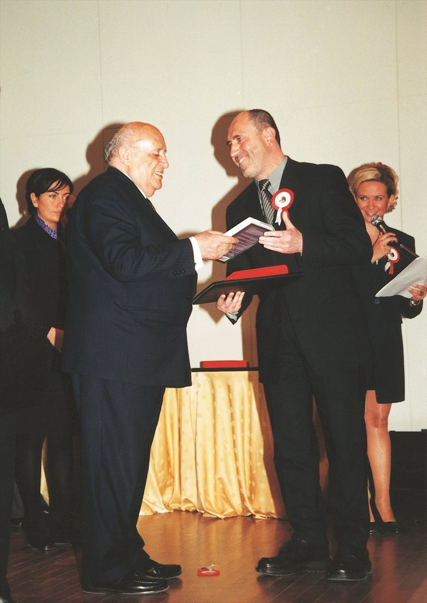 Üniversite Öğrencisi Olarak Gittiği Almanya'da Holding Sahibi Oldu