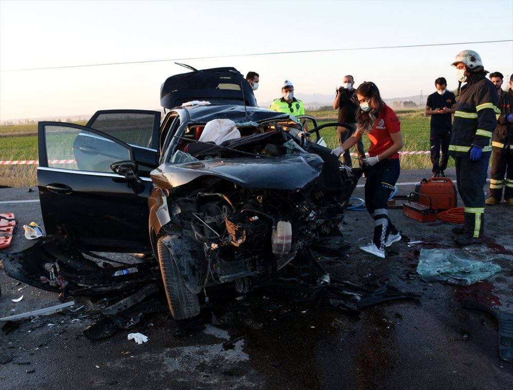 Aksaray'da Feci Kaza : 2 Ölü 6 Yaralı