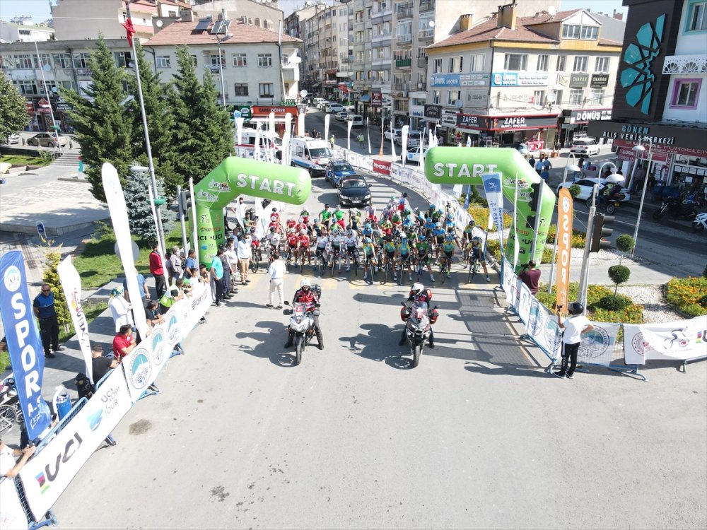 Erciyes 2021 Yol Bisikleti Yarışları Sürüyor