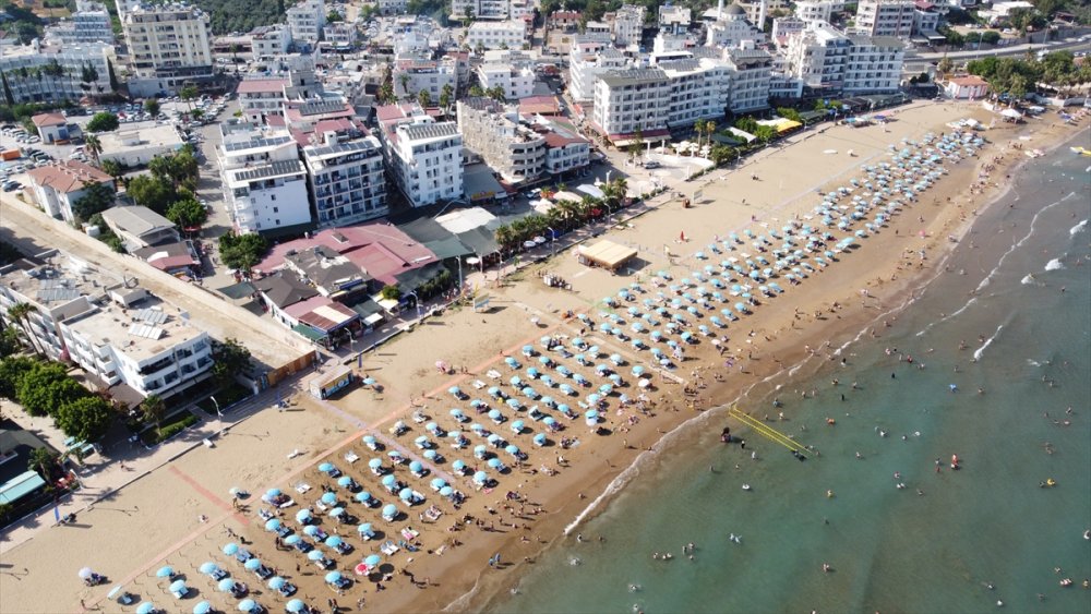 Kızkalesi'ndeki Tesisler Bayram Tatili Dolayısıyla Doldu