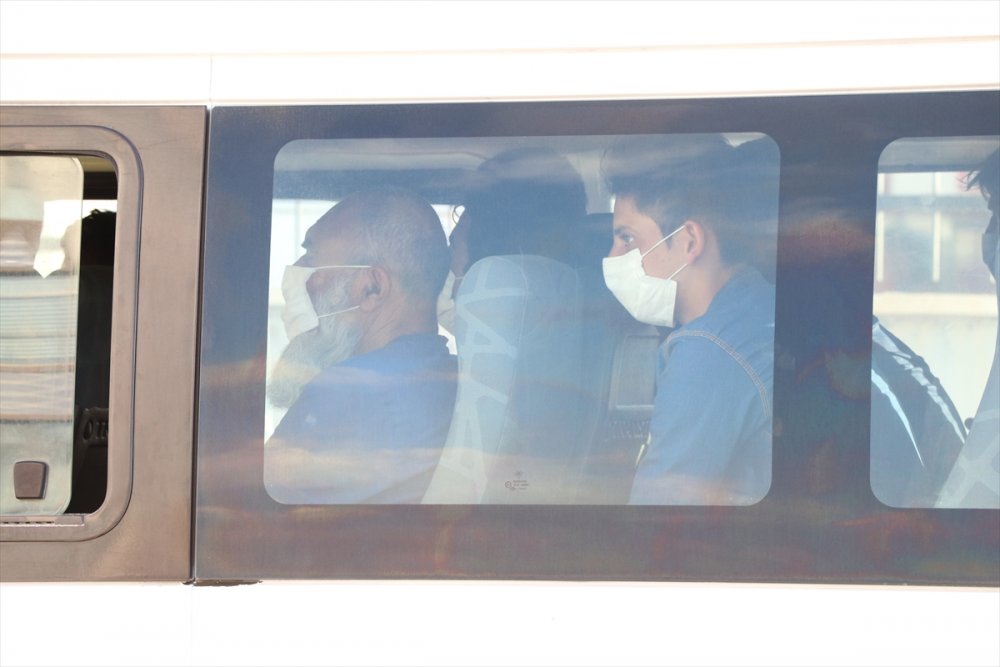 Niğde'de Yurda Yasa Dışı Yollarla Giren 85 Yabancı Uyruklu Yakalandı