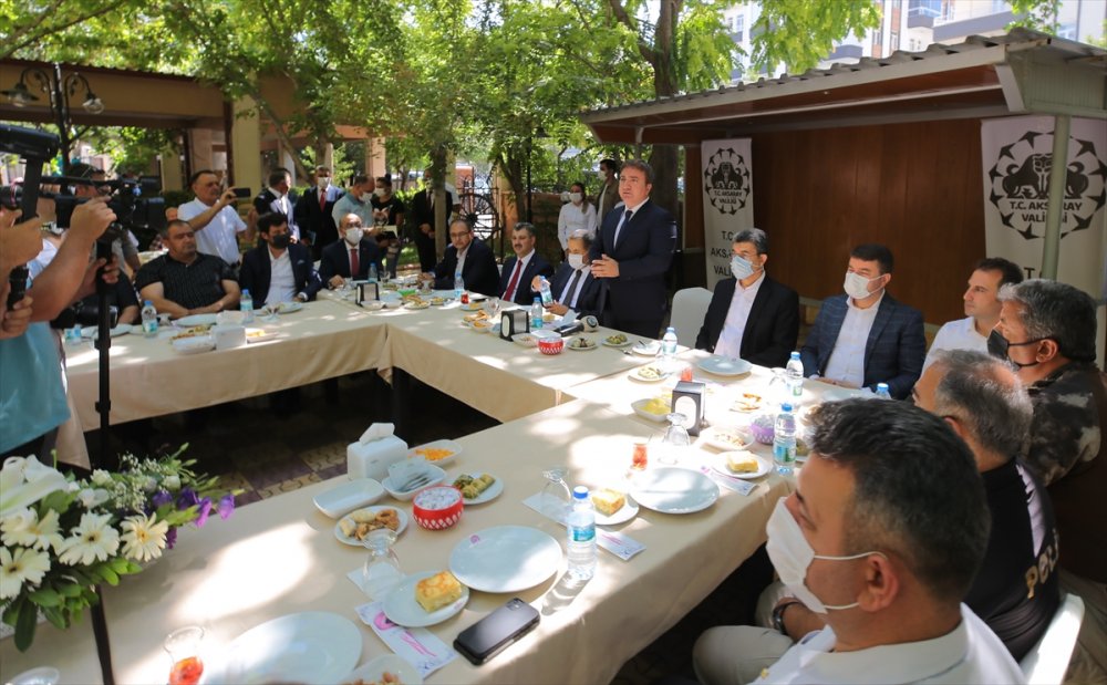 Aksaray'da Bayramlaşma Töreni Düzenlendi