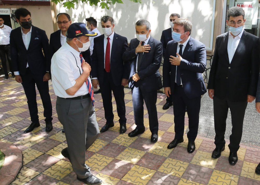 Aksaray'da Bayramlaşma Töreni Düzenlendi