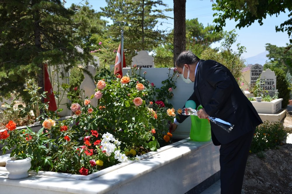 Karaman’da Kurban Bayramı Arifesinde Şehitlikler Ziyaret Edildi