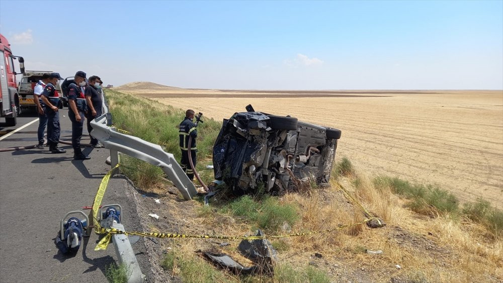 Aksaray'da Tatil Yolunda Kaza: 2 Ölü, 4 Yaralı