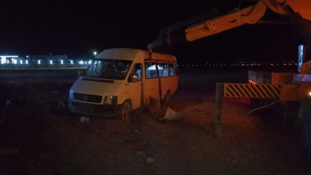 Konya Ereğli'de Minibüs Devrildi: 1 Ölü, 14 Yaralı