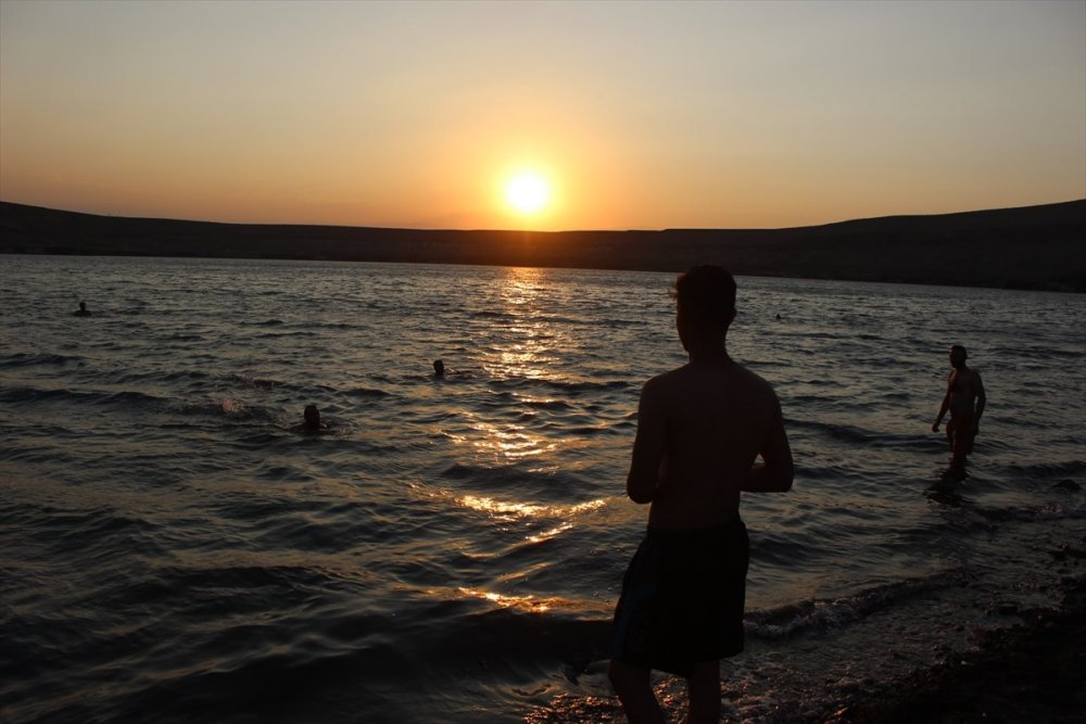 Acıgölde Gün Batımı