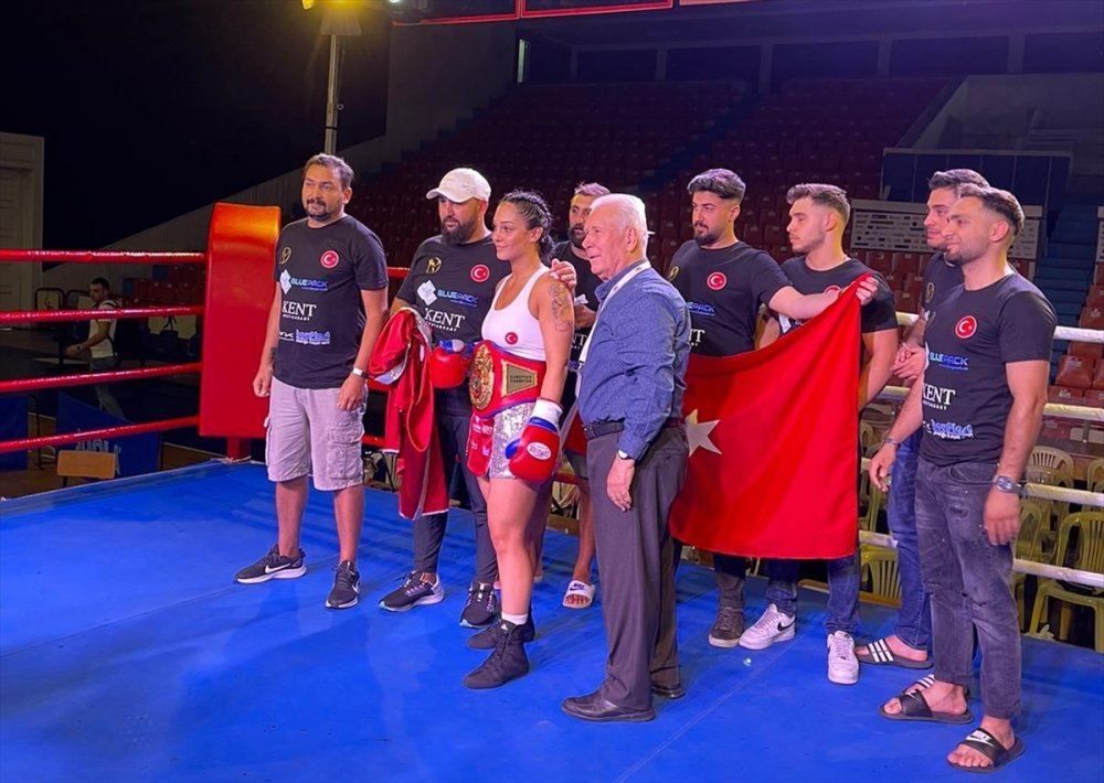 Boks Gecesi Avrupa Şampiyonluğu Kemer Unvanı, Türk Boksör Dilara Yücel'in