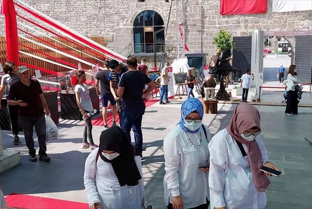 Kayseri'de "Türkiye Geçilmez" Konulu Sergiye Yoğun İlgi