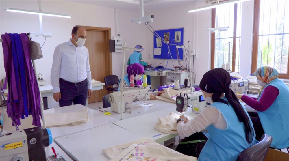 Konya Büyükşehir Belediye Başkanı Altay KOMEK'te Üretim Yapan Kursiyerlerle Buluştu