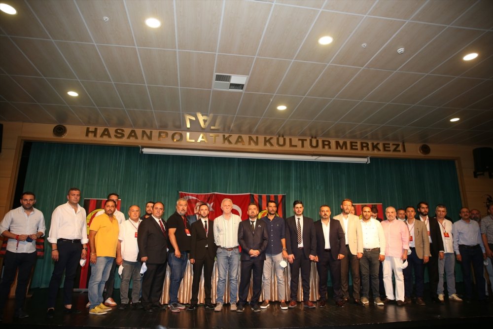 Eskişehirspor'da Kulüp Başkanlığa Mehmet Şimşek Seçildi