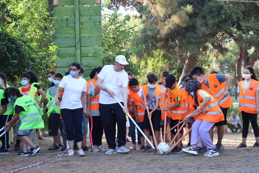 Milli Eğitim Bakanı Ziya Selçuk, Mersin'de Ziyaretlerde Bulundu