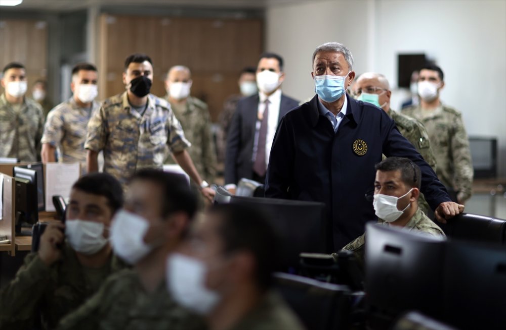 Milli Savunma Bakanı Akar'dan, Yunanistan'a Silahlanma Tepkisi