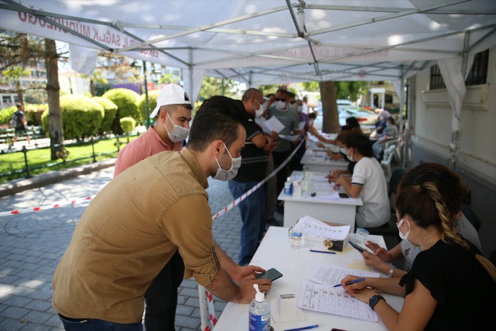 Eskişehir'de Randevusuz Kovid-19 Aşı Uygulaması İlgi Görüyor