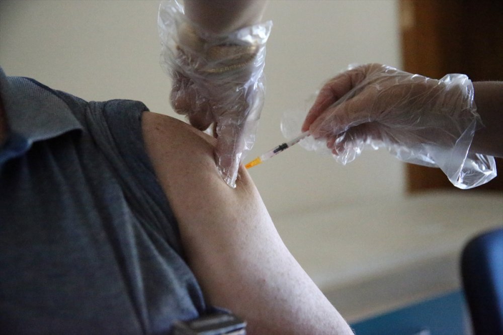 Eskişehir'de Randevusuz Kovid-19 Aşı Uygulaması İlgi Görüyor