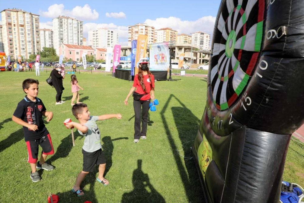 Talas'ta Çocuklar İçin Oyun Şenliği Düzenlendi