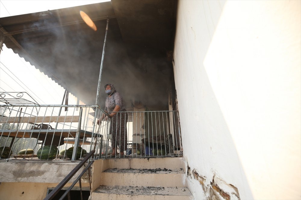 Manavgat'ta Kanser Hastası Kadın, Tedavi Parasını Yangında Kaybetmenin Üzüntüsünü Yaşıyor