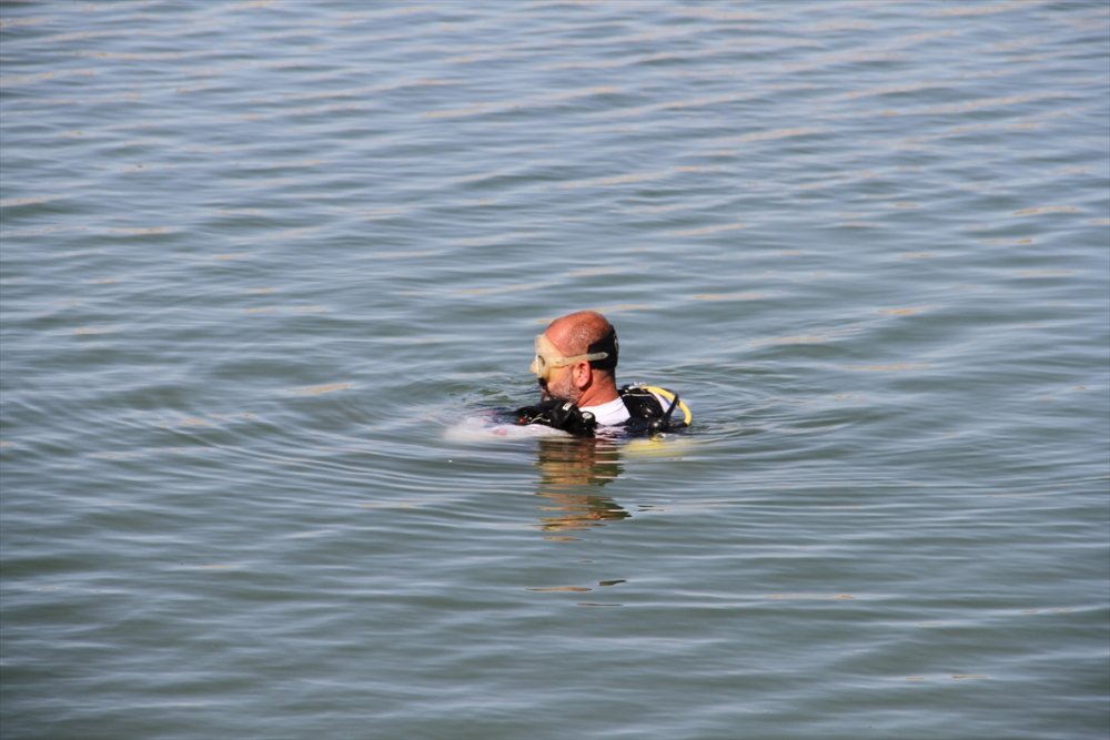 Kayseri'de Baraj Gölüne Giren 2'si Çocuk 3 Kişi Kayboldu