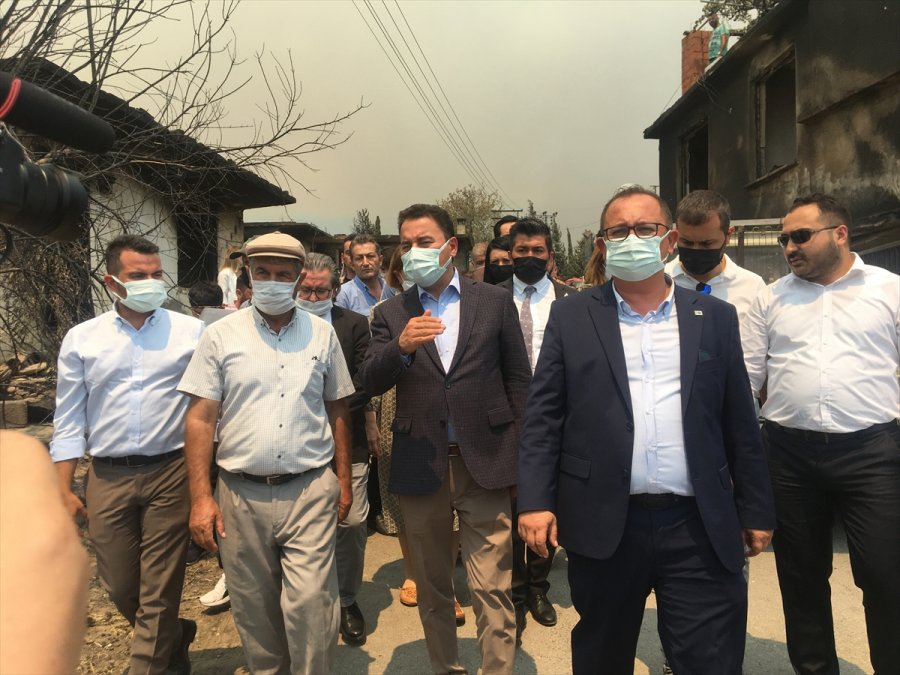 Deva Partisi Genel Başkanı Ali Babacan, Manavgat'ta Yangın Bölgesinde İncelemede Bulundu