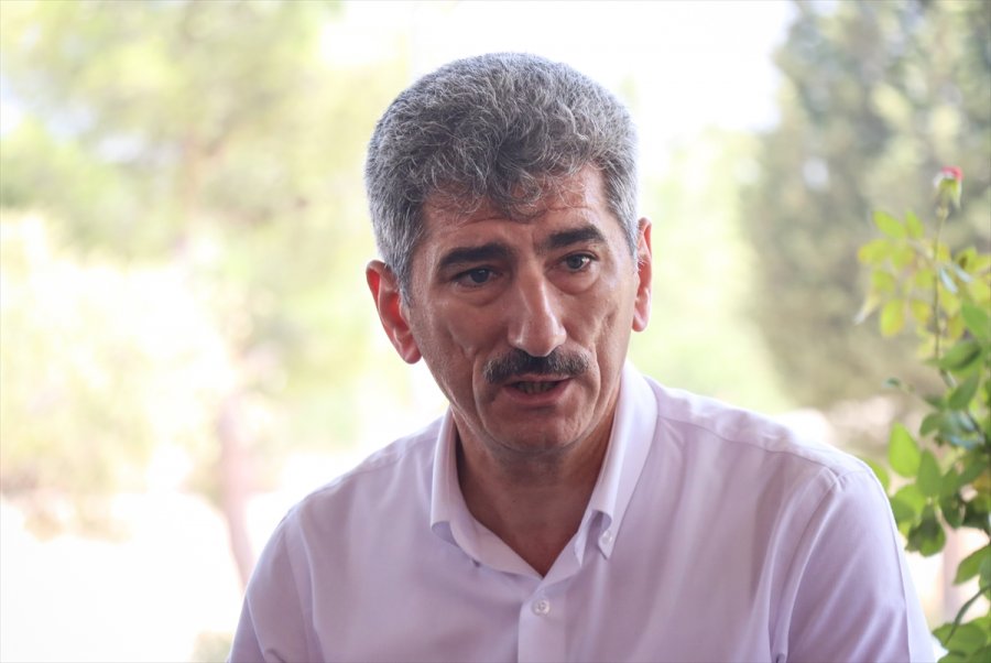 İçişleri Bakan Yardımcısı İnce, Mersin'deki Orman Yangından Etkilenen Vatandaşlarla Buluştu: