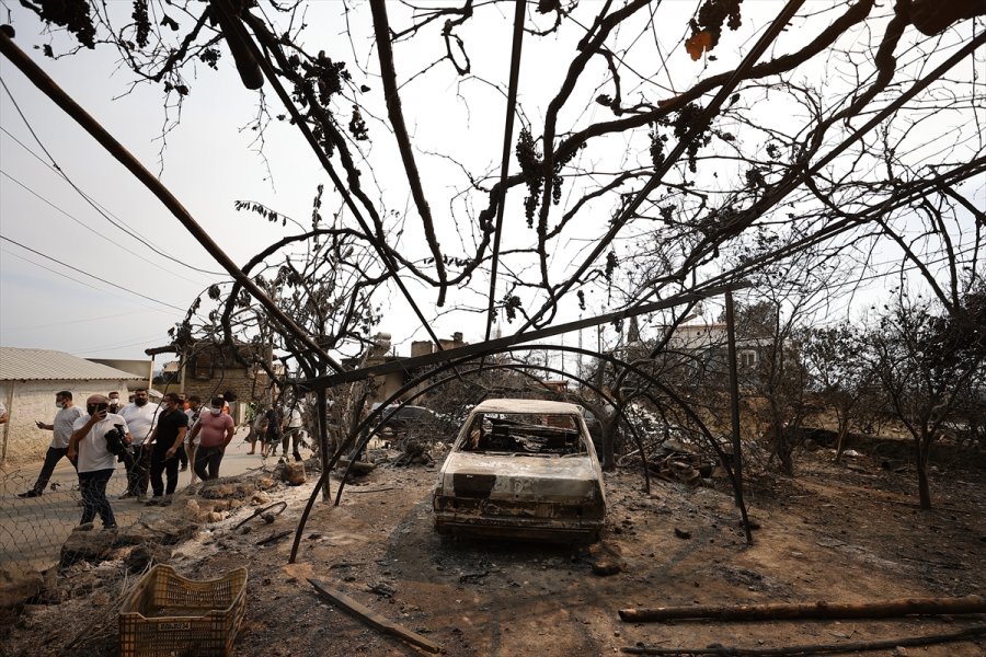 İyi Parti Genel Başkanı Akşener, Manavgat'ta Yanan Alanda İnceleme Yaptı:
