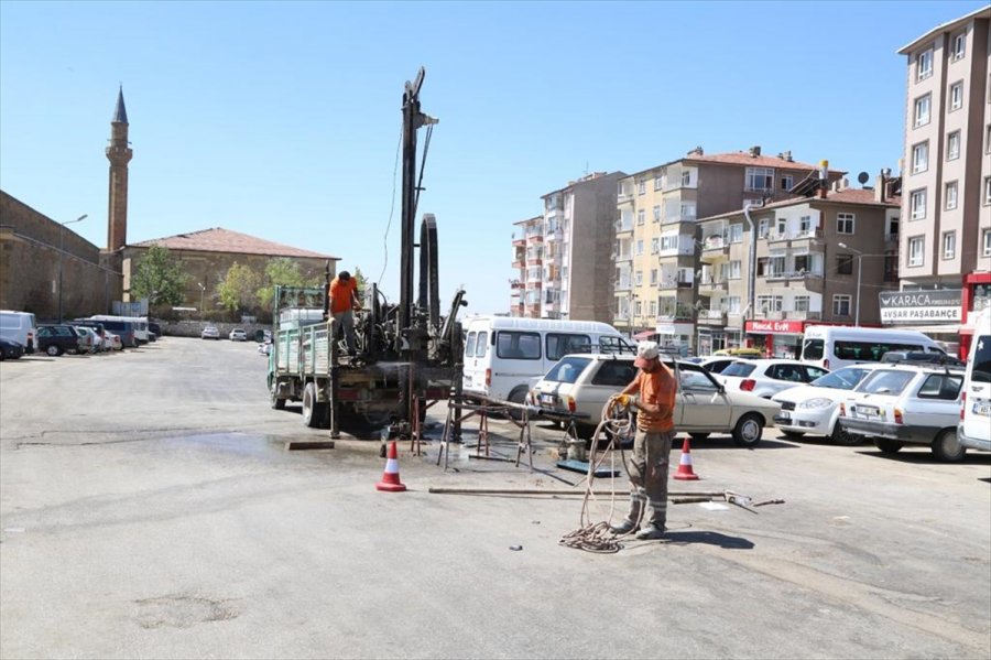 Niğde Kale Ve Çevresi Koruma Ve Yenileme Projesi'nin 2023'te Tamamlanması Hedefleniyor