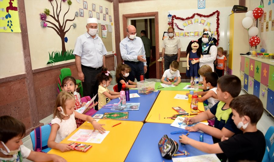 Selçuklu Belediye Başkanı Çocuklarla Bir Araya Geldi