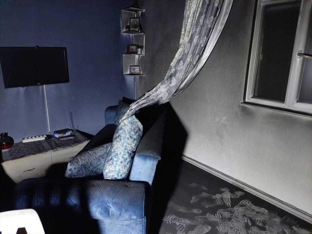 Mersin'de Düğün Hazırlığı Yapan Genç Kızın Çeyizi Çıkan Yangında Kül Oldu