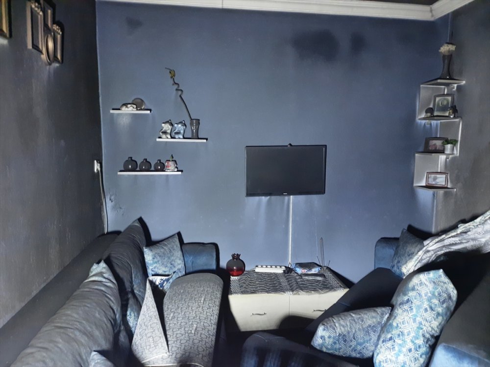 Mersin'de Düğün Hazırlığı Yapan Genç Kızın Çeyizi Çıkan Yangında Kül Oldu