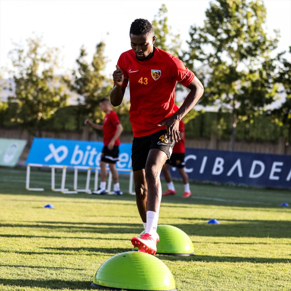 Kayserispor Yeni Sezon Hazırlıklarını Sürdürdü