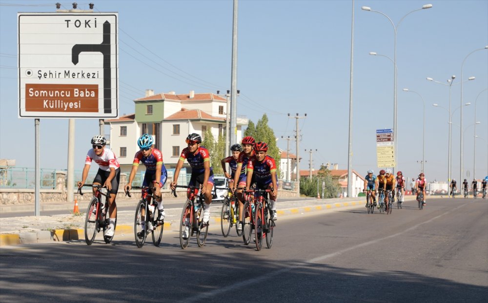 Türkiye Bisiklet Şampiyonası Yunus Emre Yol Yarışması Başladı