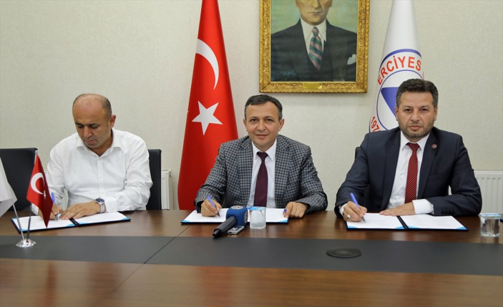 ERÜ'de Toplu İş Sözleşmesi İmzalandı