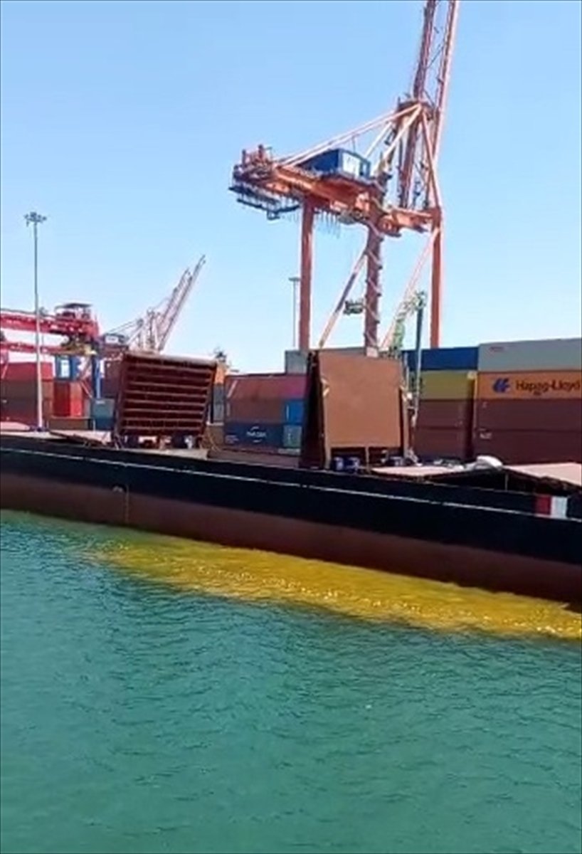 Mersin'de Geminin Denizi Kirlettiğini Belirleyen Ekip, Ödüllerini Orman Yangınları Kampanyasına Bağışladı