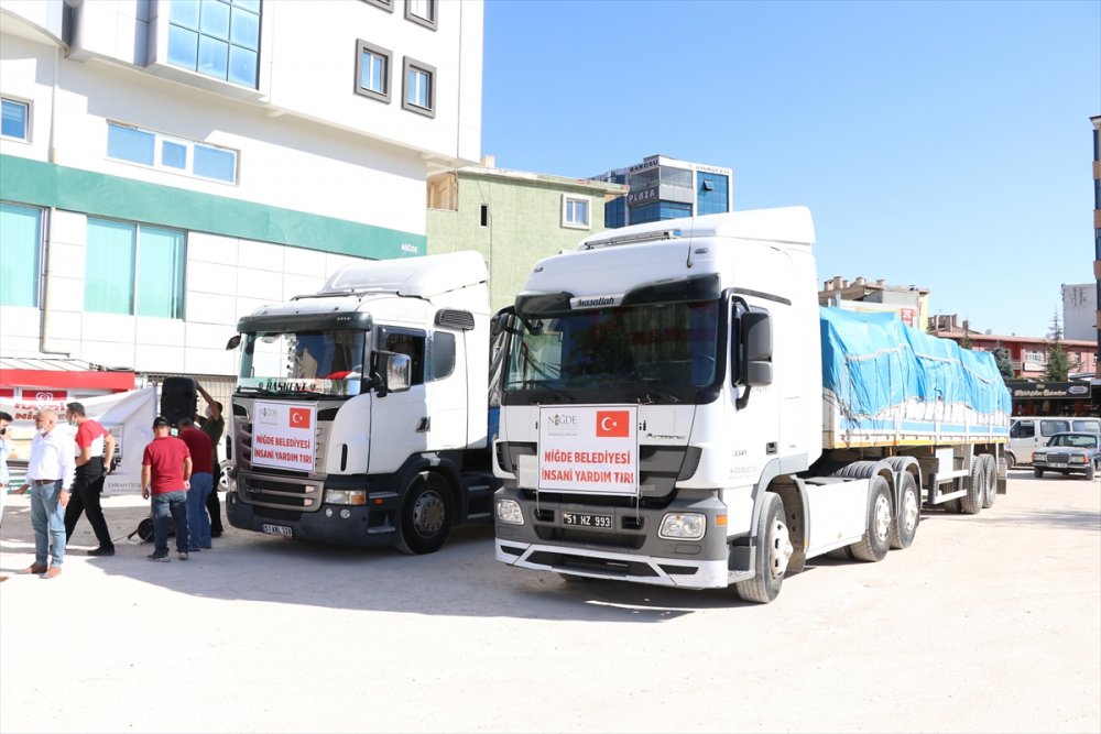 Niğde'den Manavgat'a 2 Tır Yardım Gönderildi