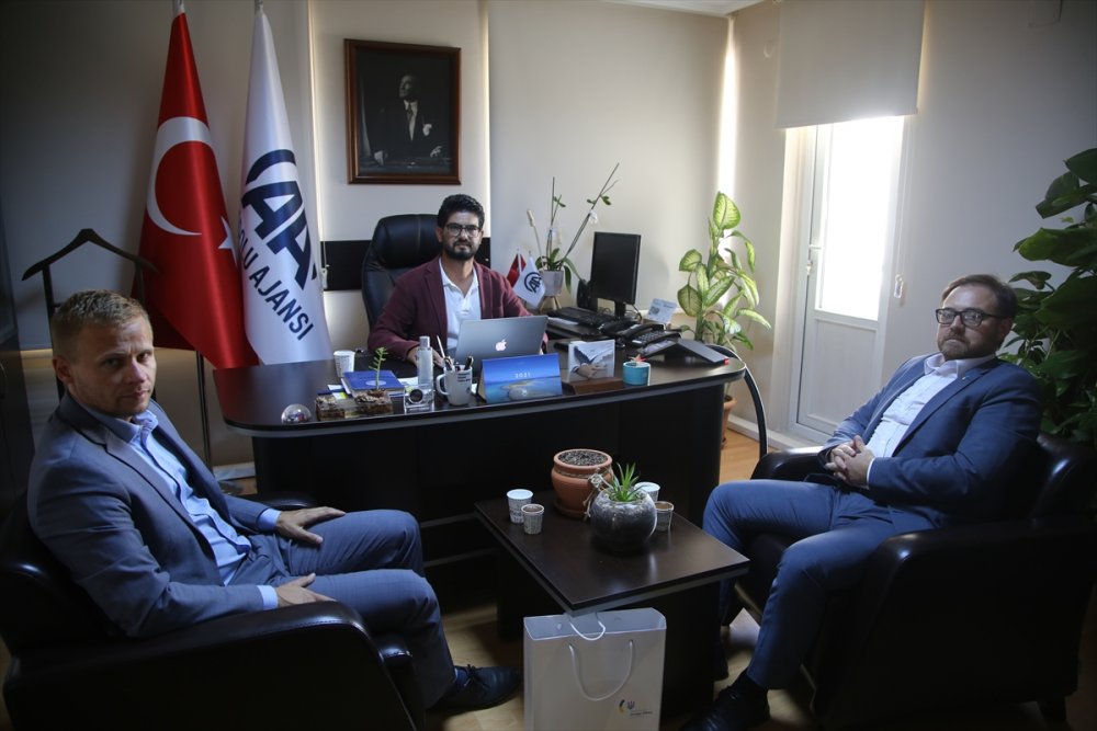 Ukrayna'nın Antalya Konsolosu Emir Rustamov'dan AA'ya Ziyaret