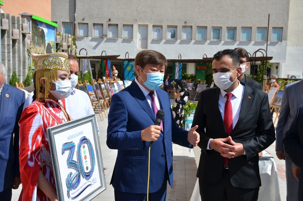 Karaman'da 3. Uluslararası Türk Dünyası Şöleni