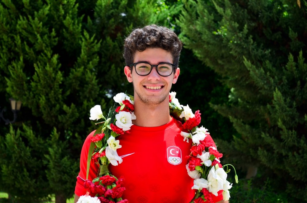 Milli Atlet Ersu Şaşma Yurda Döndü