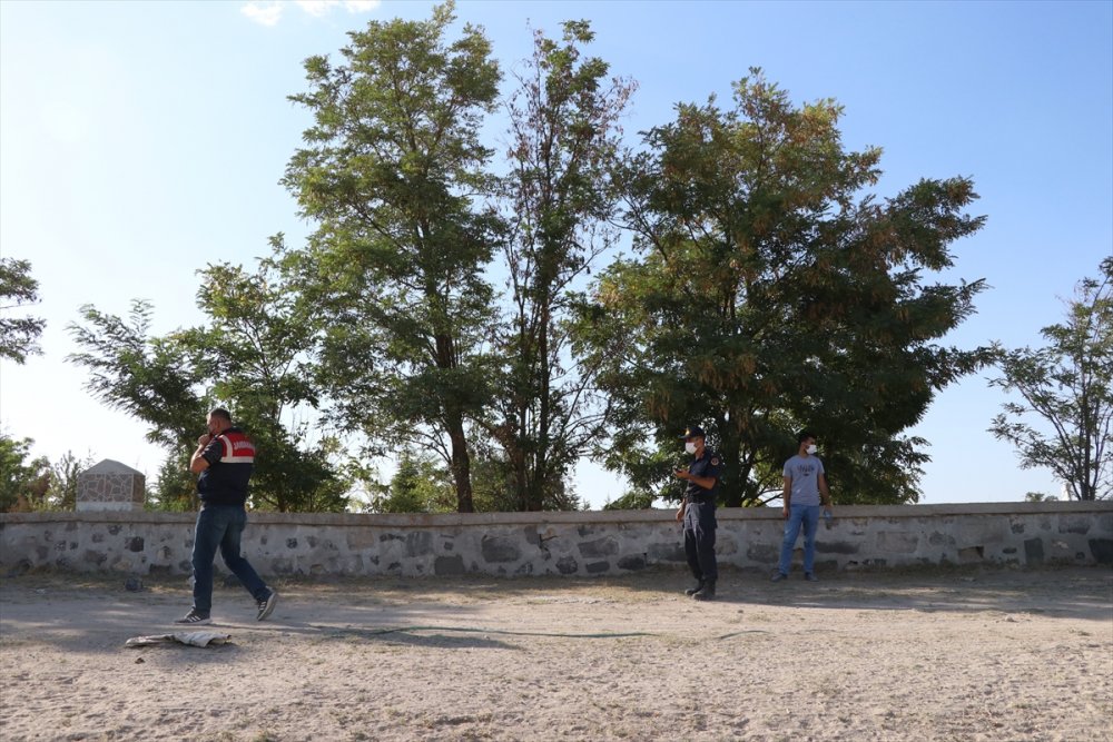 Niğde'de Arazi Anlaşmazlığı Nedeniyle Çıkan Silahlı Kavgada Baba İle Oğlu Öldü