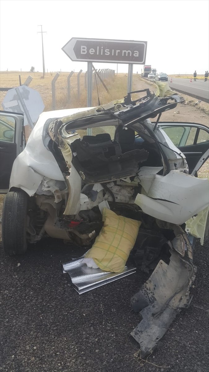 Aksaray'da Motosiklet İle Otomobil Çarpıştı: 1 Ölü, 5 Yaralı