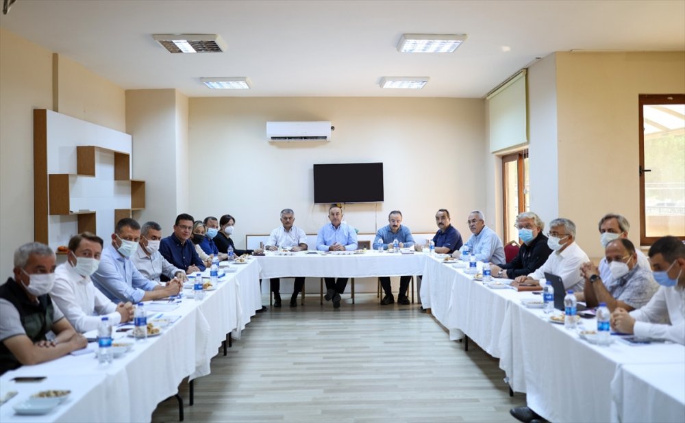 Bakan Çavuşoğlu, Vatandaşımızın Yanındayız