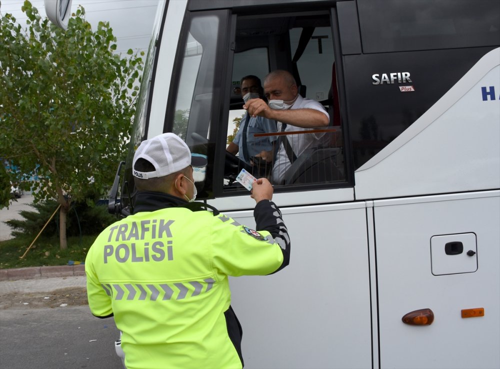 Aksaray'da Şehirler Arası Yolcu Otobüsleri Denetleniyor