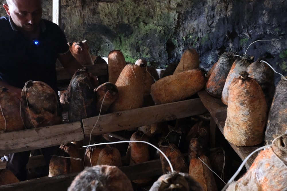 Mut'ta Obruk Peyniri Telaşı