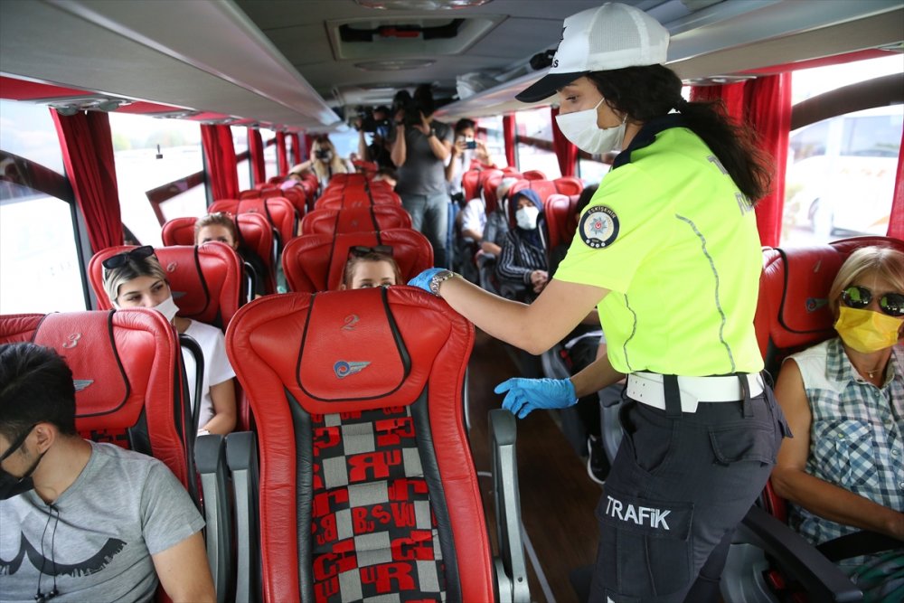 Eskişehir'de Şehirler Arası Yolcu Otobüsleri Denetleniyor