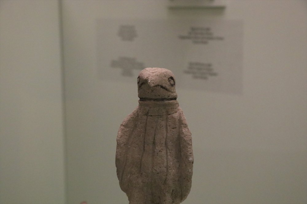 Niğde'de 4 Höyükten Çıkarılan Tarihi Eserler Müzede Sergilenmeye Başlandı