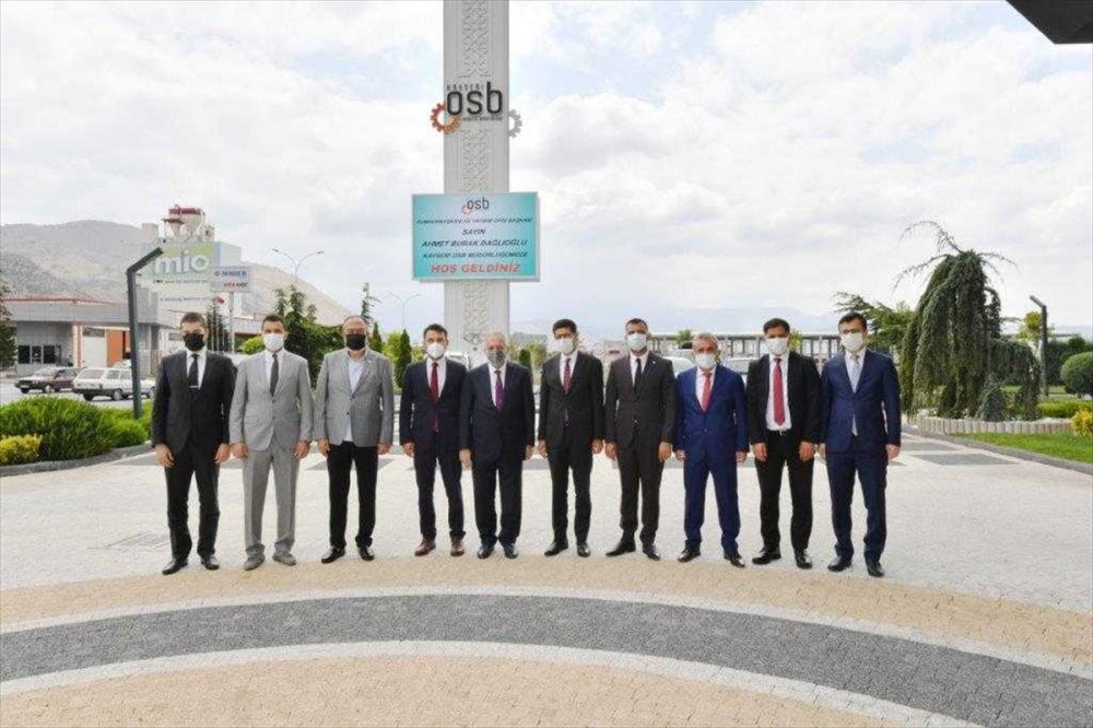 Cumhurbaşkanlığı Yatırım Ofisi Başkanı Dağlıoğlu, Kayseri OSB Başkanı Nursaçan'ı Ziyaret Etti