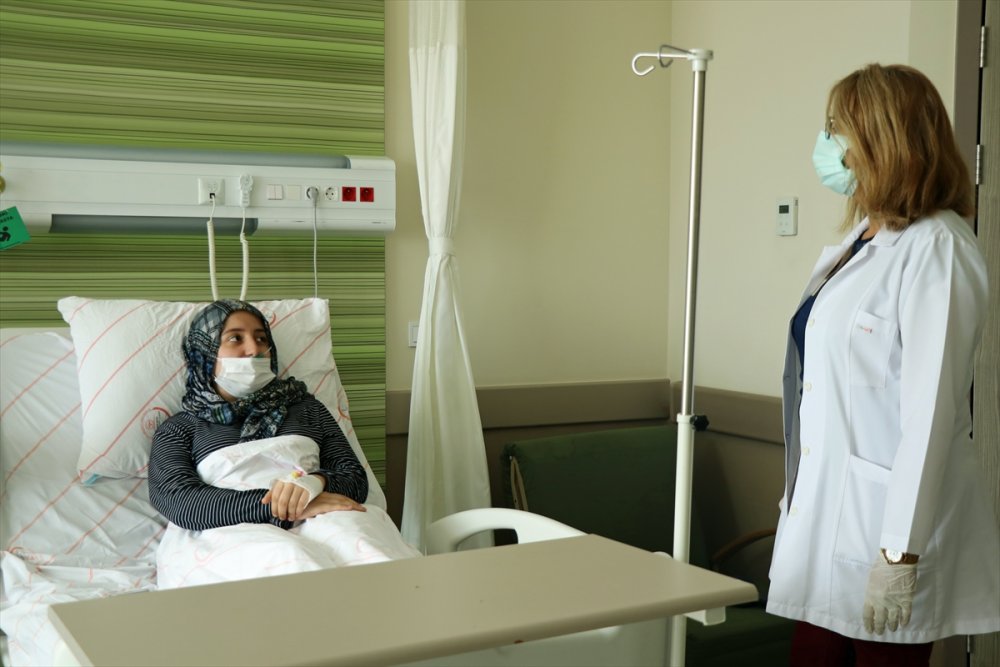 18 Yaşındaki Kovid-19 Hastası Üniversite Adayından "Aşı Olun" Çağrısı