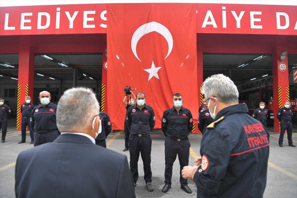 Kayseri'de Yangın Kahramanlarına Duygusal Karşılama